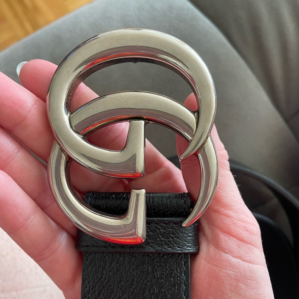 Like New Authentic UNISEX Silver Gucci Belt